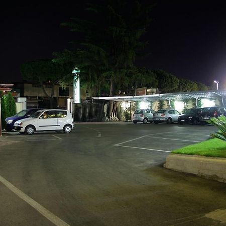Meridiano Hotel Naples Exterior photo